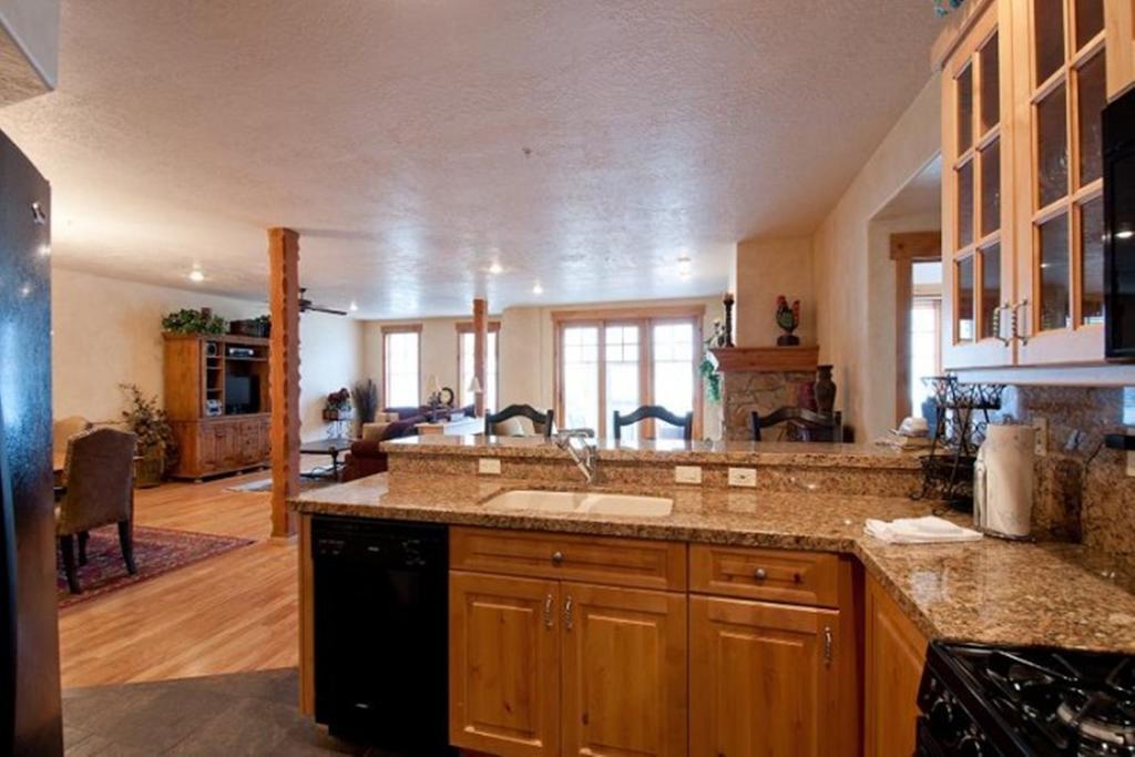 Town Point Condos By Park City Vacations Pokoj fotografie