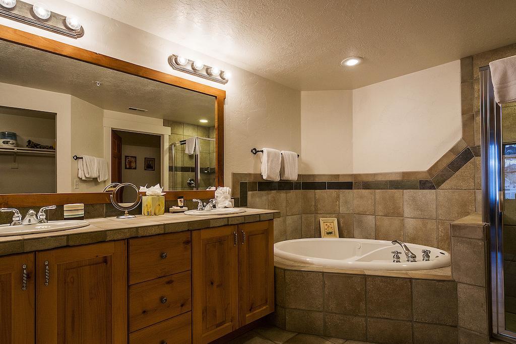 Town Point Condos By Park City Vacations Pokoj fotografie